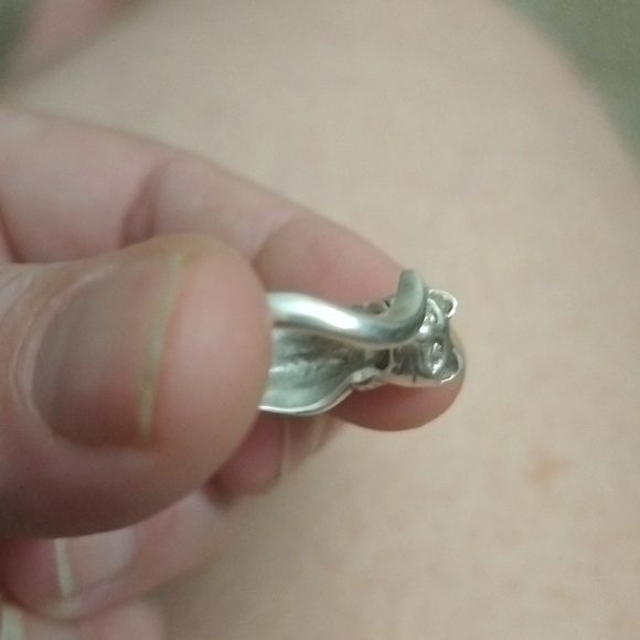 Vtg. Sterling Silver Signed Handcrafted Cat wrap around Ring size 7 - Picture 4 of 7